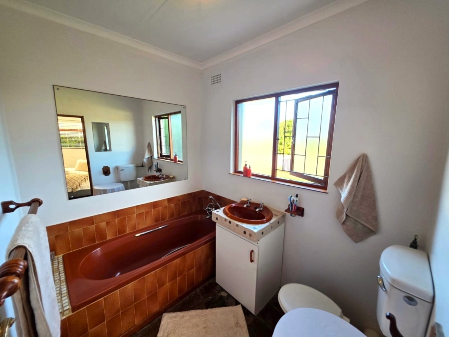 4 Bedroom Property for Sale in Wilderness Central Western Cape